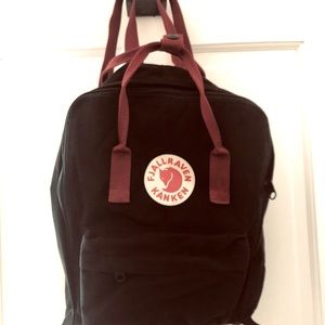Black Fjallraven Kanken backpack